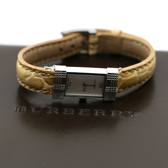 Burberry Mother Of Pearls Face Roman Letters Watch - Picture 6 of 14